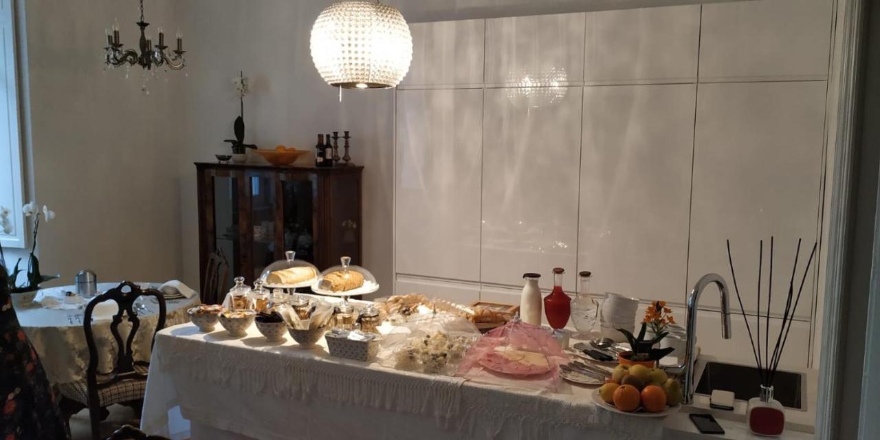 Bed and Breakfast La Belle Coquette Como Exterior foto