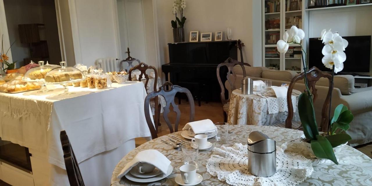 Bed and Breakfast La Belle Coquette Como Exterior foto