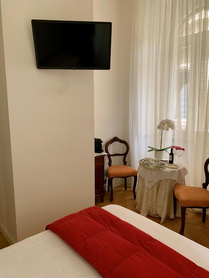 Bed and Breakfast La Belle Coquette Como Exterior foto