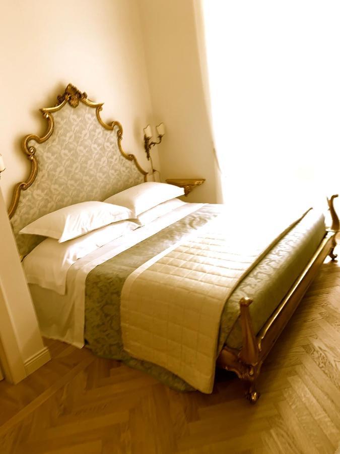 Bed and Breakfast La Belle Coquette Como Exterior foto