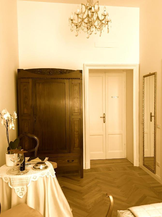 Bed and Breakfast La Belle Coquette Como Exterior foto